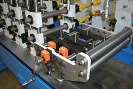 Einlaufführung mit Digitalanzeige